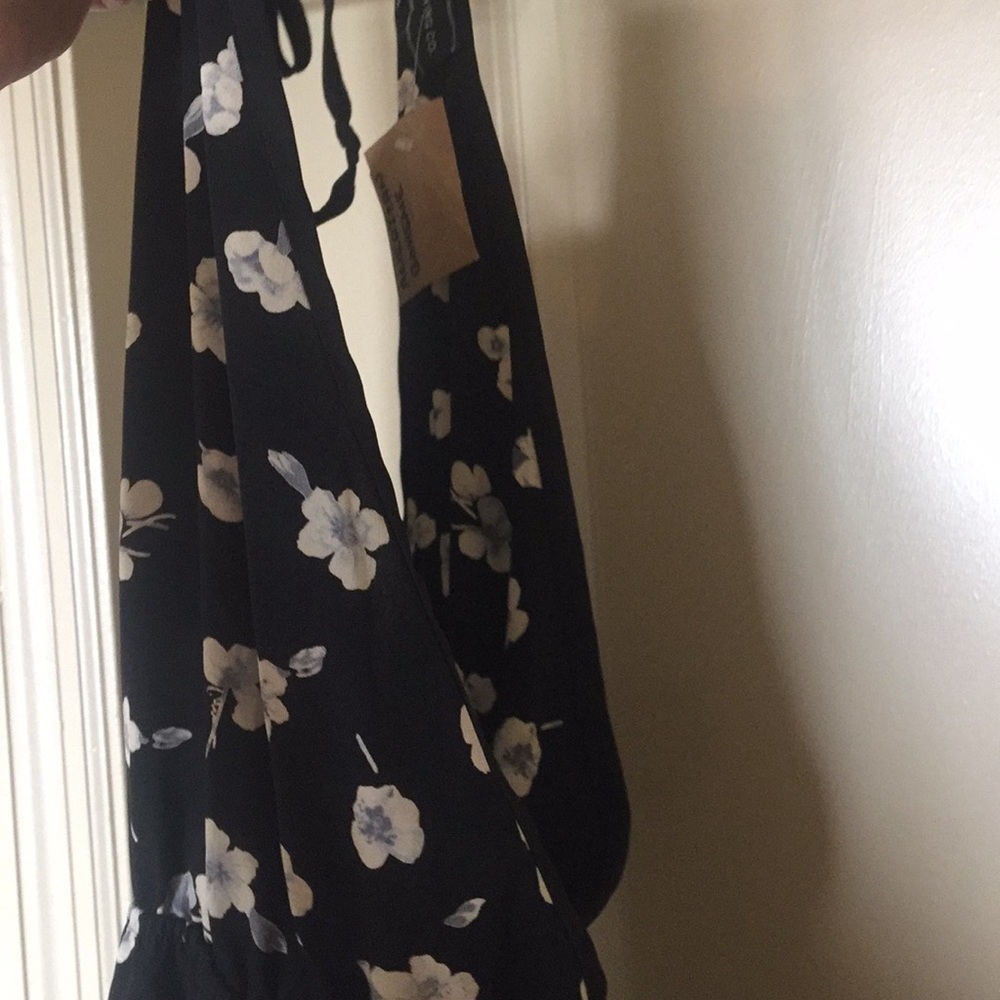 Romper - Picture 3 of 3